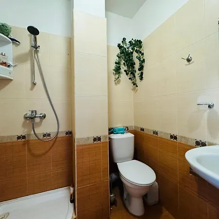 Aqua Blue 38 Penthouse Sunny شقة